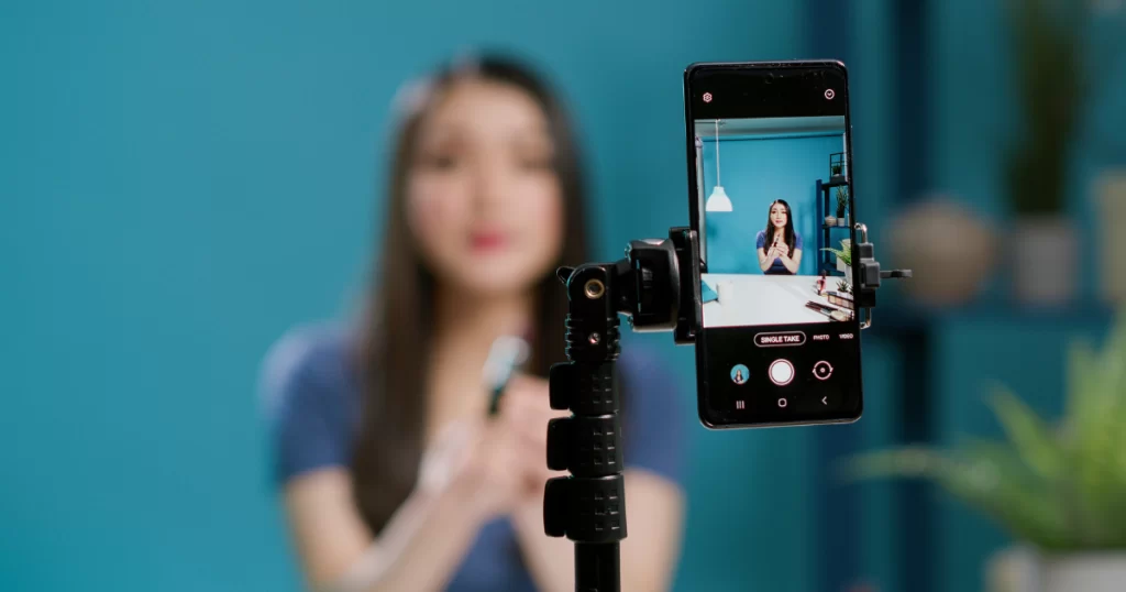 Criação de Conteúdo com Perfis Anônimos no TikTok